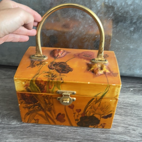 Vintage Handbags - 1950’s hard box purse